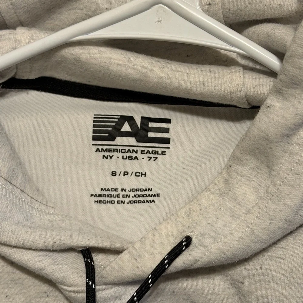 American Eagle Mens Light Gray Hoodie - Picture 8 of 8